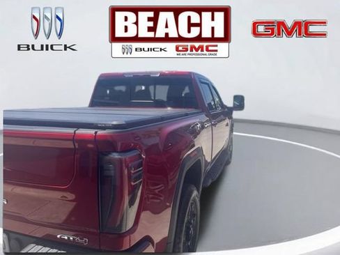 Used 2024 GMC Sierra 2500 AT4 w/ AT4 Preferred Package AWD/4WD image 9