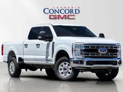 Used 2024 Ford F250 XLT w/ FX4 Off-Road Package AWD/4WD image 1
