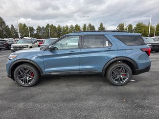 New 2026 Ford Explorer ST-Line w/ ST-Line Street Pack video 2