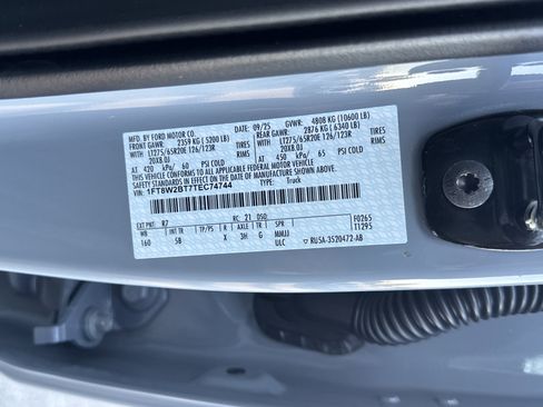 New 2026 Ford F250 Lariat w/ Black Appearance Package image 36