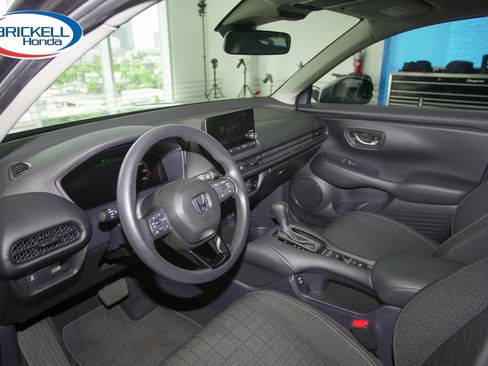 Certified 2024 Honda HR-V LX image 16