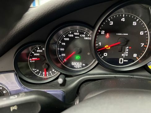 Used 2011 Porsche Panamera 4 image 13