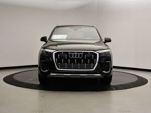 Used 2025 Audi Q7 3.0T Premium Plus w/ Premium Plus Package AWD/4WD image 8
