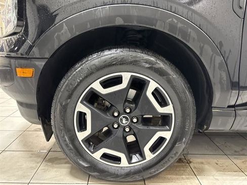 Used 2021 Ford Bronco Sport Outer Banks w/ Outer Banks Package (96D) image 7