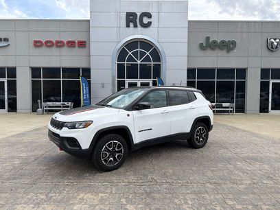 Used 2025 Jeep Compass Trailhawk