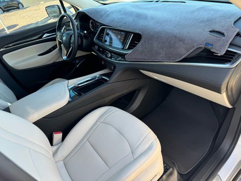 Used 2023 Buick Enclave Essence w/ Experience Buick Package image 10