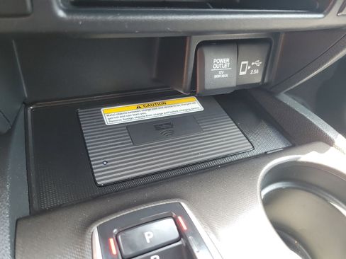 Used 2022 Honda Pilot TrailSport image 32