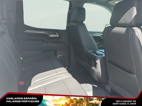 Used 2024 Chevrolet Silverado 1500 LT Trail Boss w/ LT Trail Boss Premium Package AWD/4WD image 29