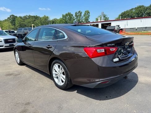 Used 2016 Chevrolet Malibu LT FWD image 3