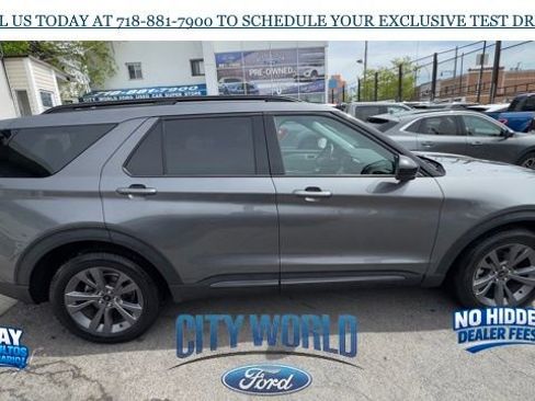 Certified 2023 Ford Explorer XLT w/ Equipment Group 202A AWD/4WD image 4