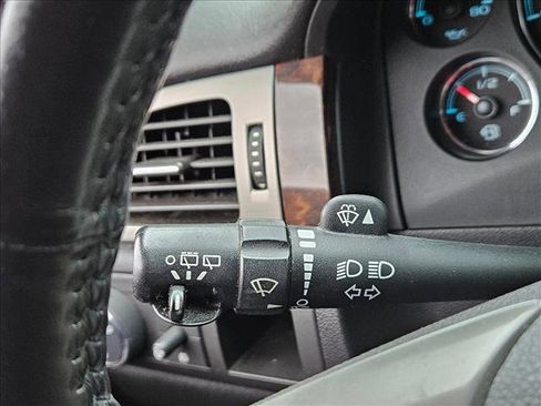 Used 2013 GMC Yukon XL Denali image 12