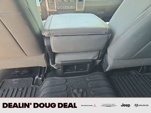 Used 2016 RAM 2500 Tradesman w/ Chrome Appearance Group AWD/4WD image 24