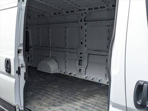 Used 2023 RAM ProMaster 3500 w/ Convenience Group FWD image 13