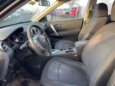 Used 2014 Nissan Rogue S image 8