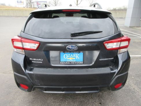 Used 2018 Subaru Crosstrek 2.0i image 4