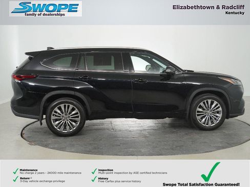 Used 2024 Toyota Highlander Platinum AWD/4WD image 2