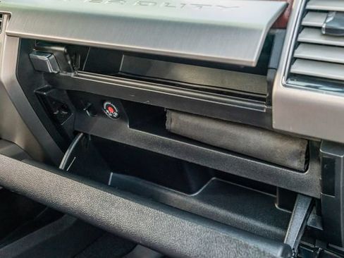 Used 2020 Ford F250 Platinum AWD/4WD image 48