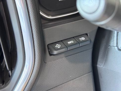 Used 2022 GMC Sierra 2500 Denali w/ Denali Ultimate Package image 21