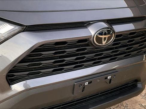 Used 2024 Toyota RAV4 XLE image 28