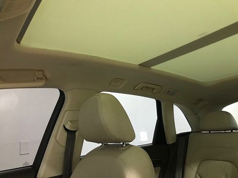 Used 2016 Audi Q5 2.0T Premium image 26