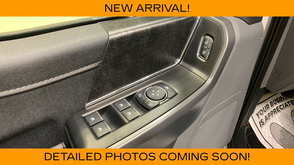 Used 2025 Ford F150 Lightning XLT AWD/4WD image 28