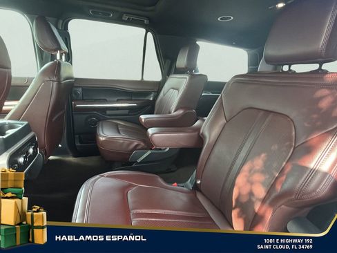 Used 2023 Ford Expedition Limited image 24