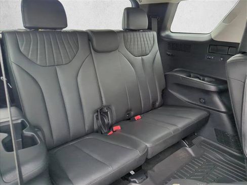 Used 2024 Hyundai Palisade Limited FWD image 27