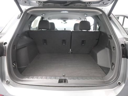 Used 2023 Chevrolet Equinox LT AWD/4WD image 24
