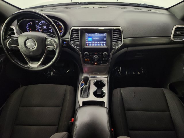 Used 2020 Jeep Grand Cherokee Laredo AWD/4WD image 19