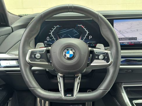 Used 2023 BMW 740i w/ Executive Package RWD image 23