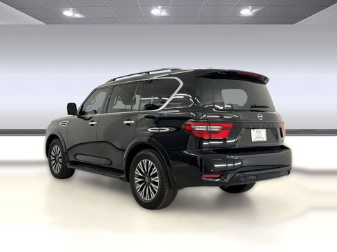 Used 2023 Nissan Armada SL w/ Midnight Edition Package AWD/4WD image 3