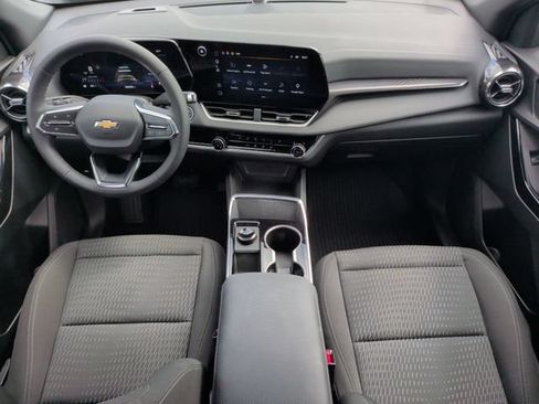 Used 2026 Chevrolet Equinox LT FWD image 30