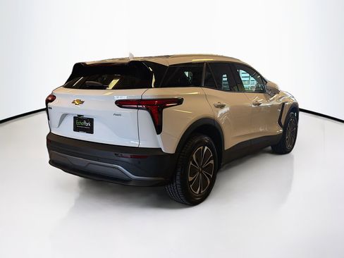 Used 2024 Chevrolet Blazer EV LT image 9