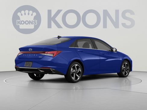 Used 2023 Hyundai Elantra Limited FWD image 4