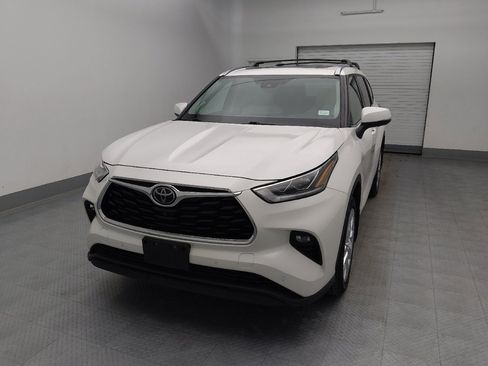 Used 2020 Toyota Highlander Limited image 15