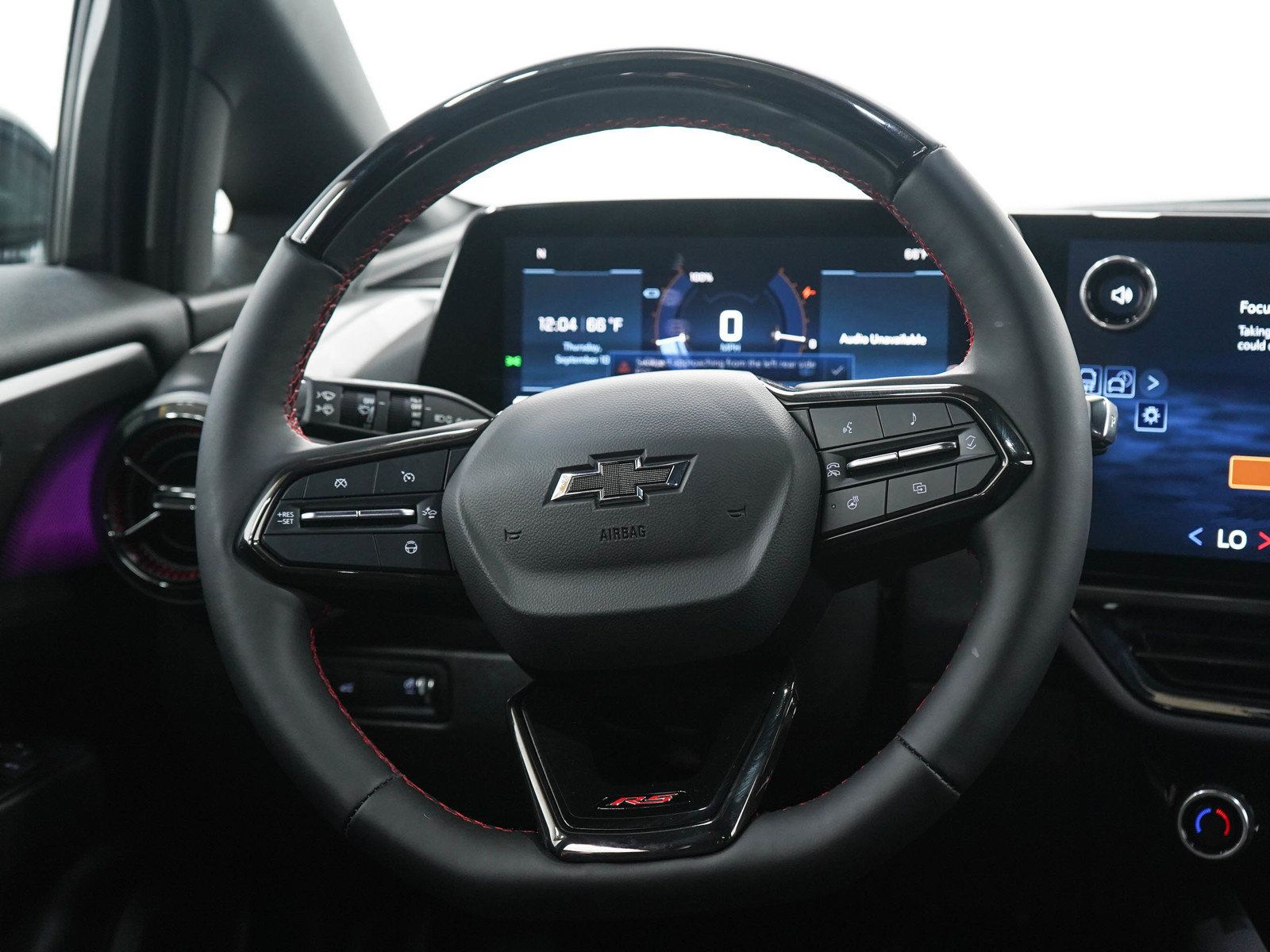 Used 2024 Chevrolet Equinox EV RS FWD image 18