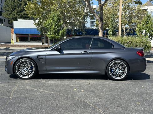Used 2019 BMW M4 Convertible RWD image 26
