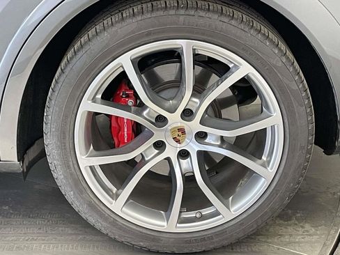 Certified 2023 Porsche Cayenne GTS image 12