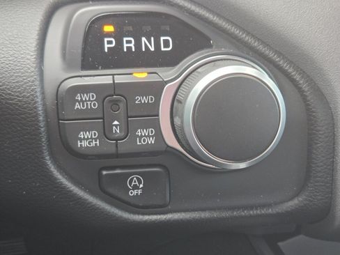 Used 2025 RAM 1500 Big Horn AWD/4WD image 21