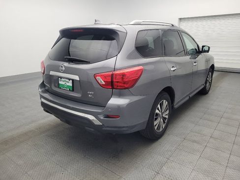 Used 2020 Nissan Pathfinder SL image 9