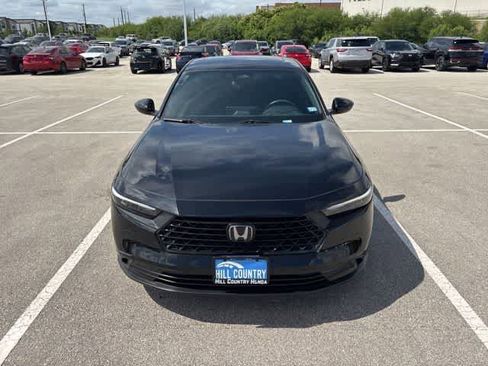 Used 2025 Honda Accord Sport image 8