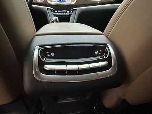 Used 2024 Cadillac XT6 Premium Luxury w/ Platinum Package AWD/4WD image 27