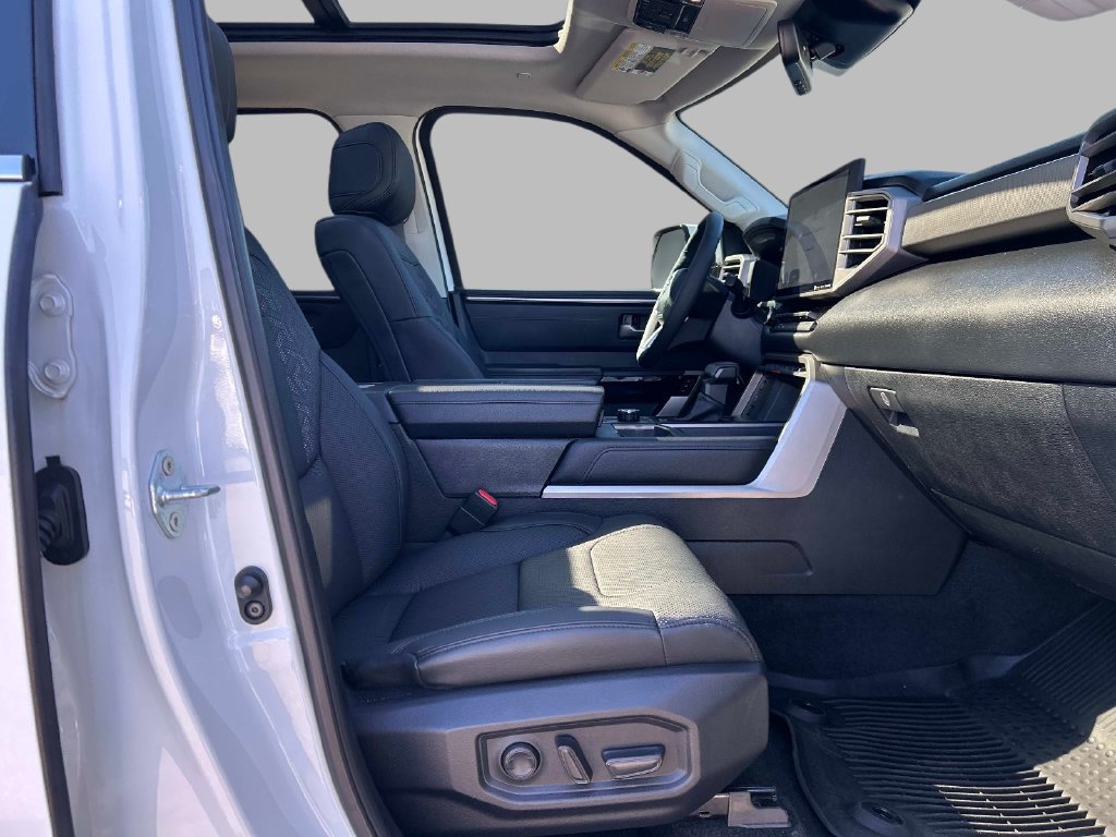 Used 2022 Toyota Tundra Limited w/ TRD Off-Road Package AWD/4WD image 19