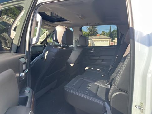 Used 2019 GMC Sierra 2500 Denali w/ Duramax Plus Package image 10