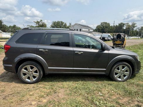 Used 2015 Dodge Journey Limited w/ Sun/Sound & Wheel Group AWD/4WD image 4