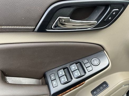 Used 2019 Chevrolet Tahoe Premier image 17