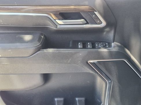 Used 2025 Chevrolet Silverado 2500 LT AWD/4WD image 26