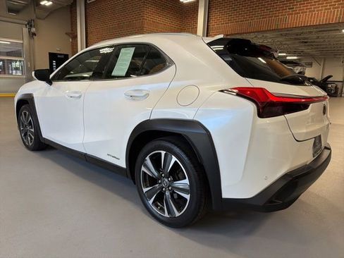 Used 2019 Lexus UX 250h w/ Premium Package AWD/4WD image 5