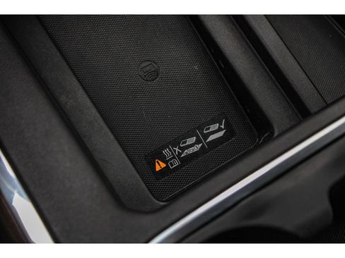 Used 2019 GMC Sierra 1500 SLT w/ SLT Premium Plus Package image 33