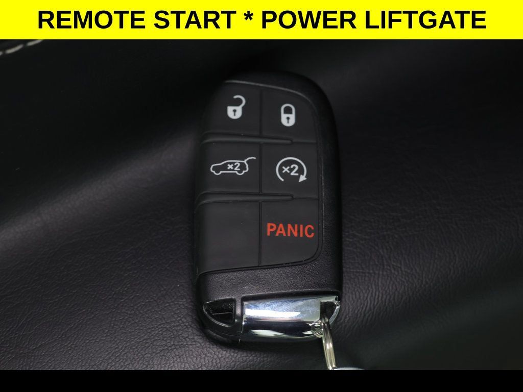 Used 2023 Jeep Compass Latitude w/ Convenience Group AWD/4WD image 12